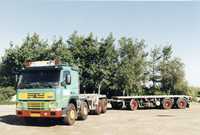2000: Ny Volvo FM 12 er klar med ny HFR anhænger begge med tre-vejs-tip.