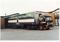 1988: Ny nedbygget trailer fra O. Både i Støvring med dobbelt-dæk til 64 paller.